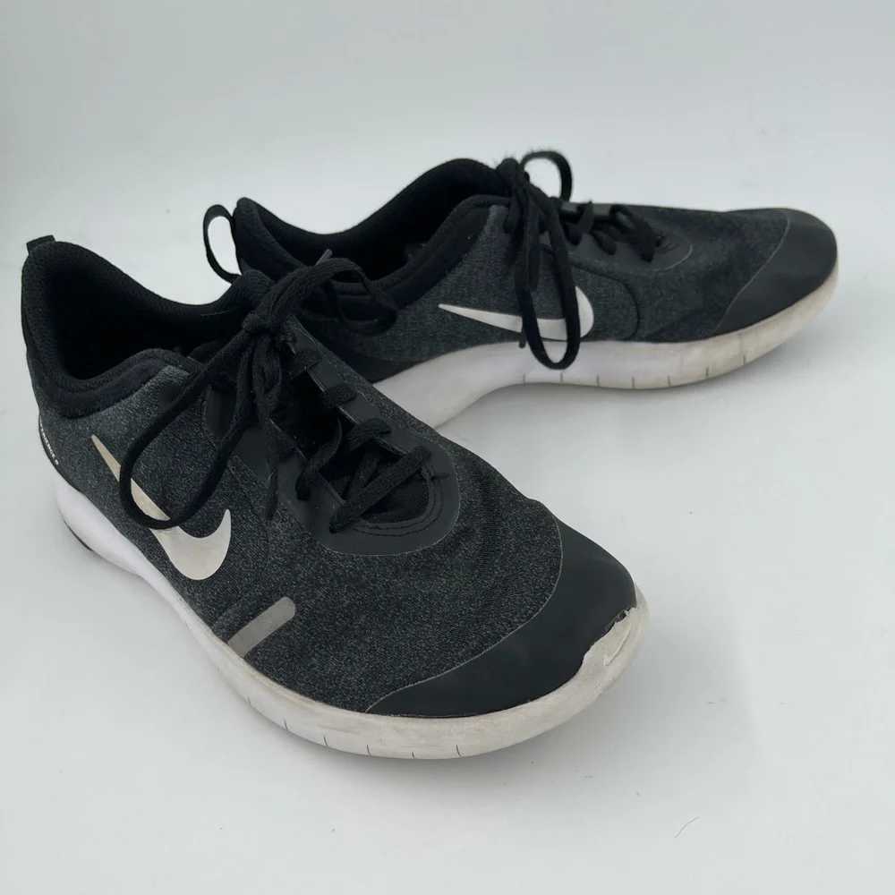 🥾 Nike Girl’s Flex Experience 8 Black Running Shoe - Size 6 Girl’s Youth Op
